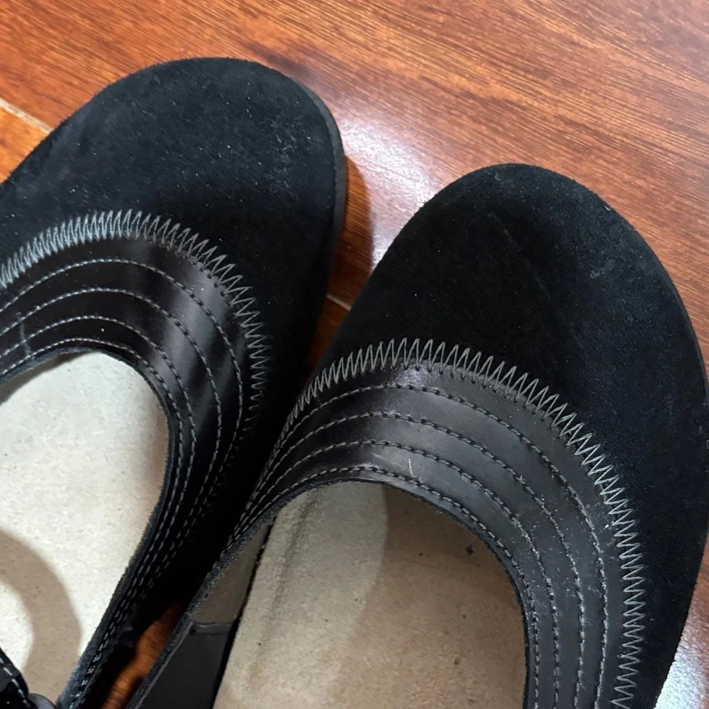 Naot Elegant Black Strap Shoes - Picture 3 of 5
